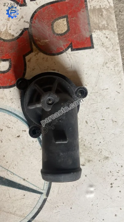 03C121118D 1.4 tsi cax motor termostat kapağı