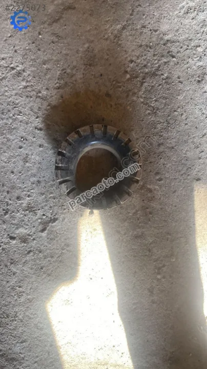 opel corsa d arka helezon yayı üst lastiği