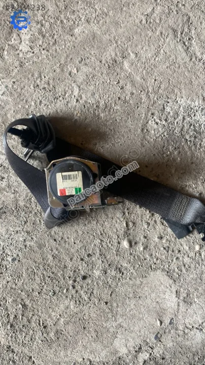 609160500D opel corsa d sağ arka kapı emniyet kemeri