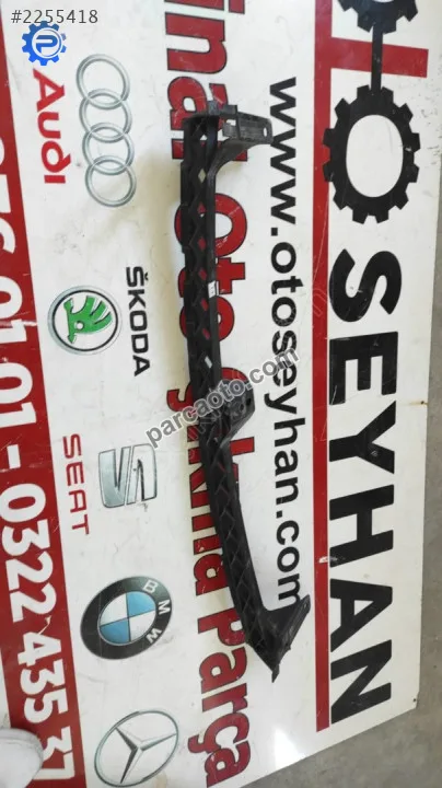 5C6805705J Volkswagen Jetta ön tampon baglanti braketi