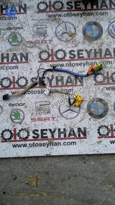 1K0971584L Passat B6 direksiyon airbag tesisatı