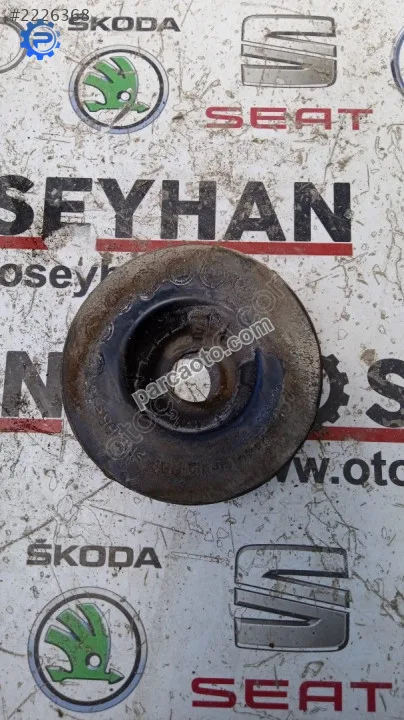 2Q0512149 Polo 2018 arka helezon üst lastiği