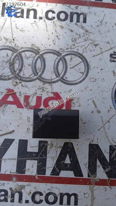 6R0959623B Polo 2012 göğüs boş tuş kapağı