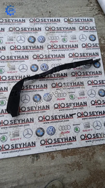 Passat b7 arka sağ tampon braketi Passat b7 arka sağ tampon braketi