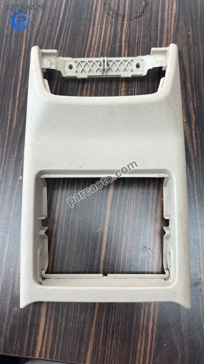 5E0857289C Skoda Octavia konsol kaplaması