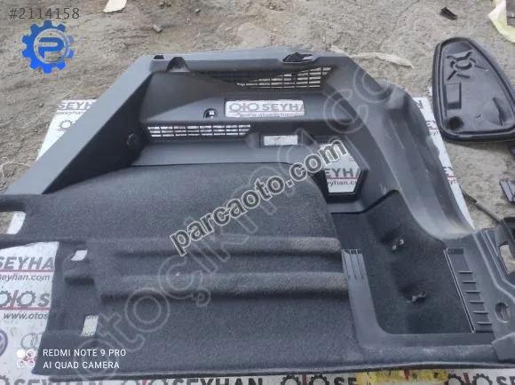 5NA867764B vw tiguan sağ bagaj halısı kaplaması