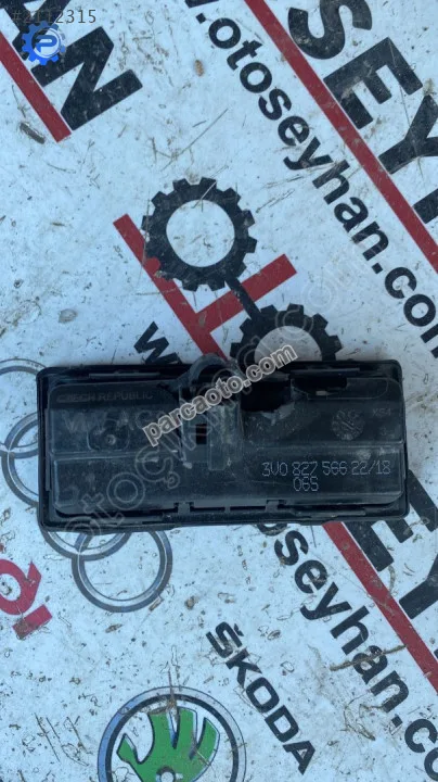 3V0827566 vw tiguan bagaj kapağı açma düğmesi