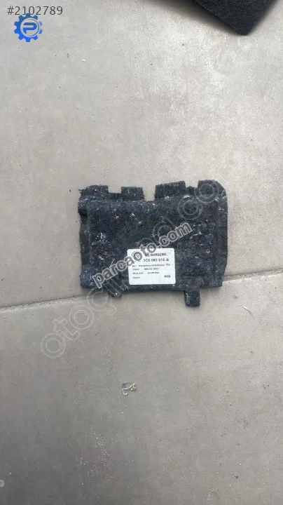 3C5863310B emniyet kemeri üst koruma keçesi sağ