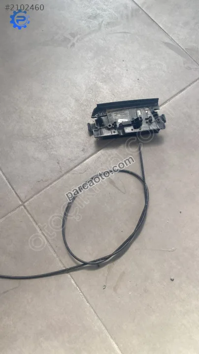 3AE885591 Volkswagen Passat sol Arka Kilit Açma Tuşu