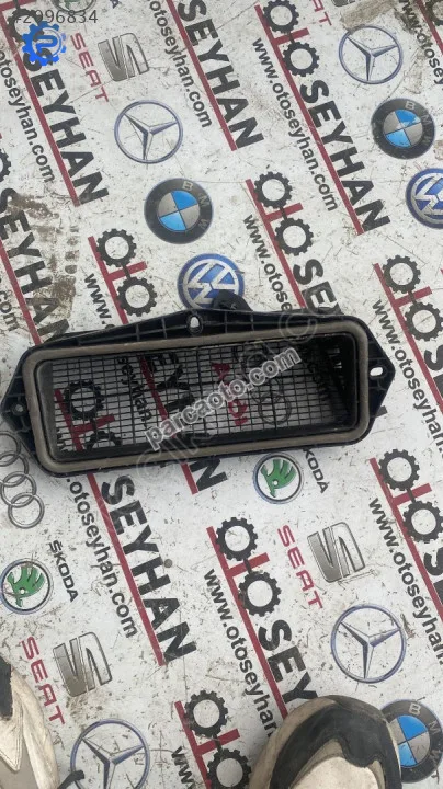 5Q0815479 vw golf 8 havalandırma kanalı