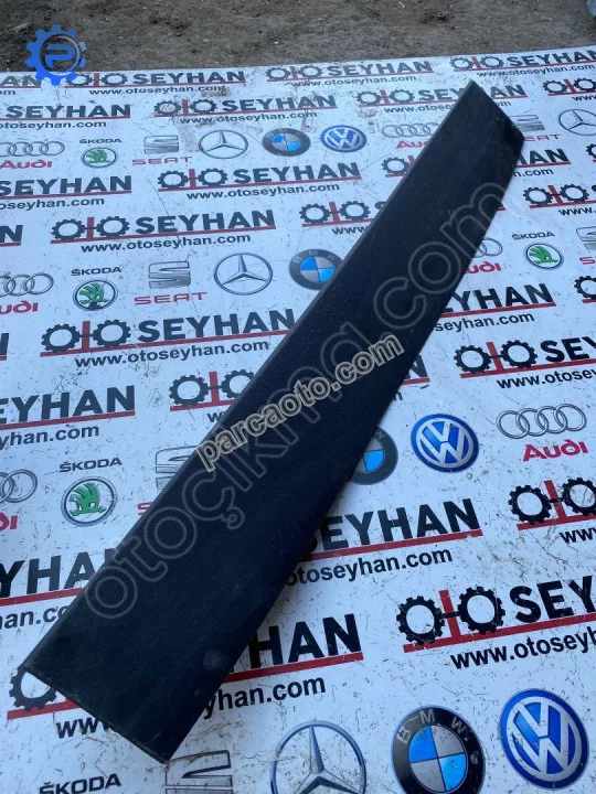 5H6867707 volkswagen golf 8 arka tavan kaplaması