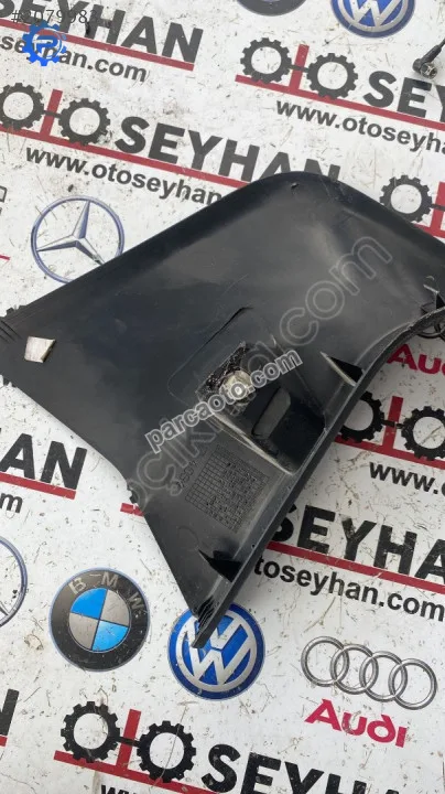 3C1863484 volkswagen passat b7 sağ iç alt kaplaması