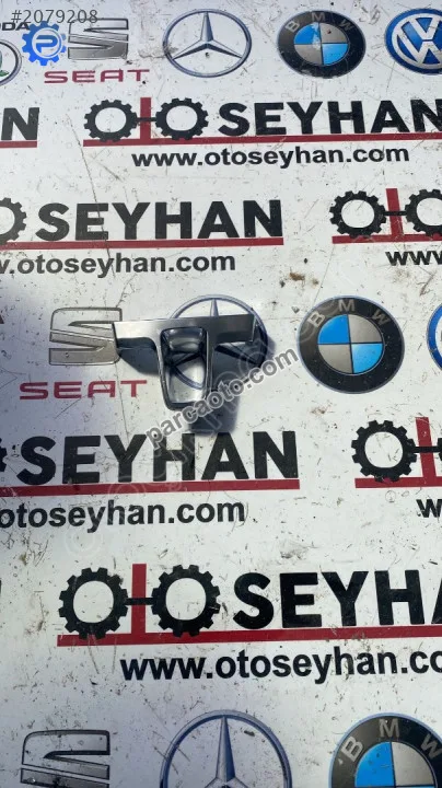 3C8419685D volkswagen passat b7 direksiyon simidi kapağı