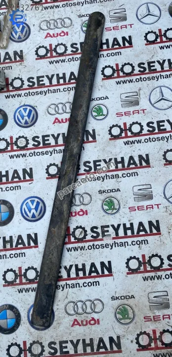 2K0853536E volkswagen caddy 2008 sağ ön kapı bandı