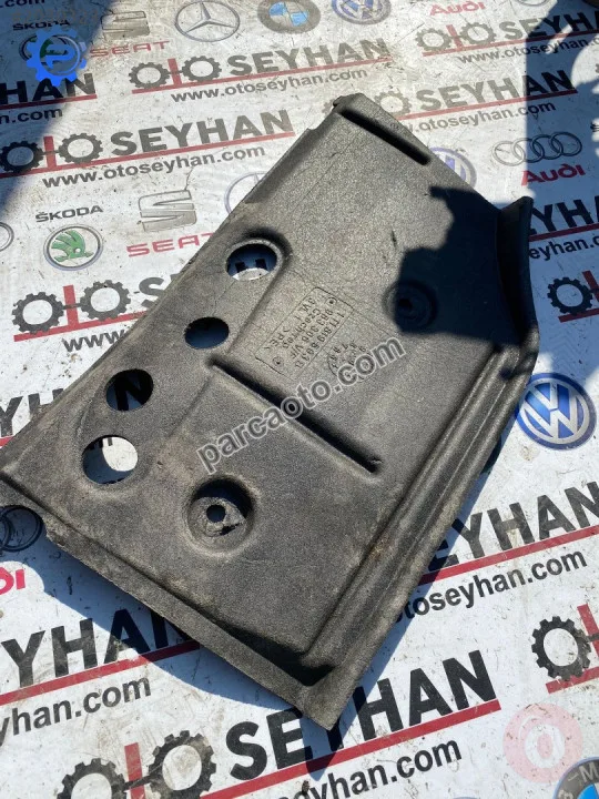 1T1819593B volkswagen caddy 2004-15 sol göğüs alt kaplaması