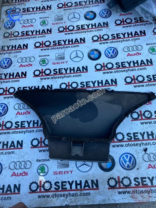 2K0819063A vw caddy 2008 göğüs ön cam havalandırma kanalı