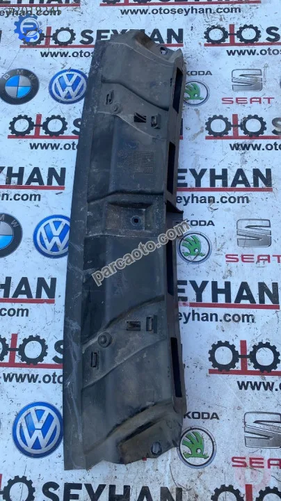 2K0815681C caddy 2004-15 ön cam göğüs havalandırma ızgarası