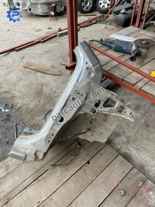 toyota corolla E15 kasa 2007-13 sağ ön direk podya