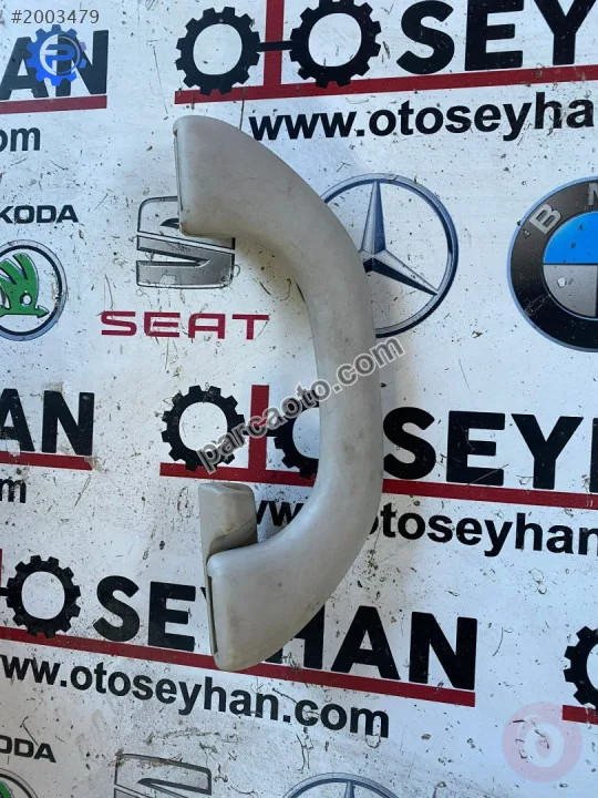 5L6857607N skoda rapid fabia 2016 sol arka tavan tutamağı