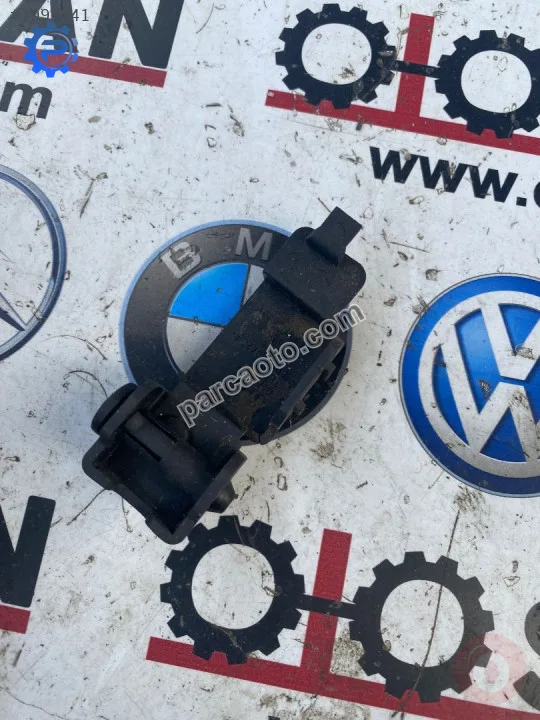 8D0260427 passat B5 A4 A6 klima radyatörü tutucu