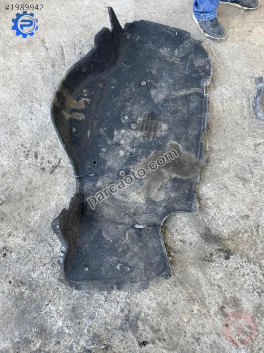 3G0825523 vw passat B8 arteon arka depo muhafazası keçe
