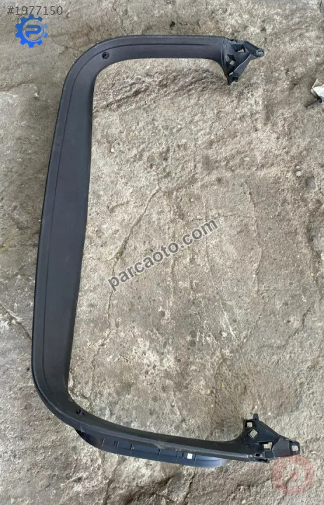 8V4867973B audi A3 sportback bagaj kapağı çerçeve kaplaması
