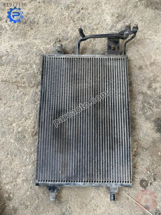8D0260401H vw passat B5 A4 1.8 düz motor klima radyatörü