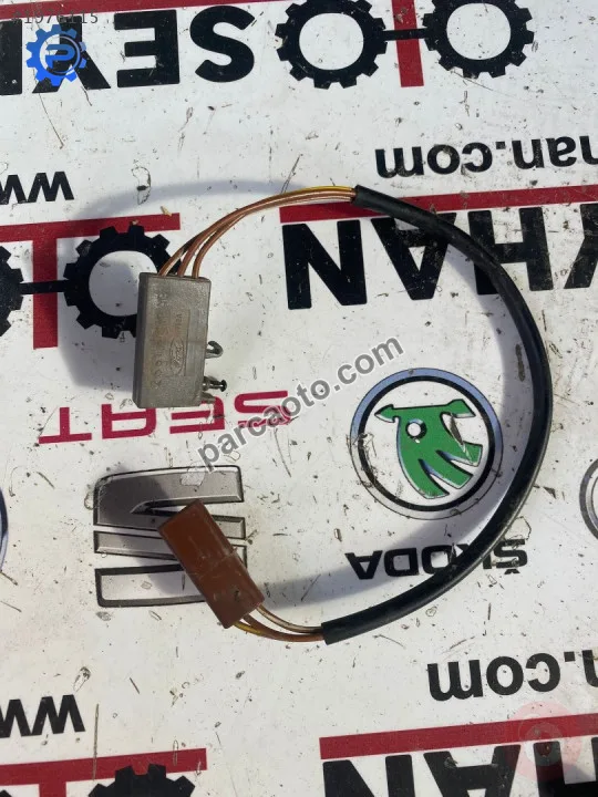 2S6T-14018-AB ford fiesta fusion bagaj kilidi svici sensörü