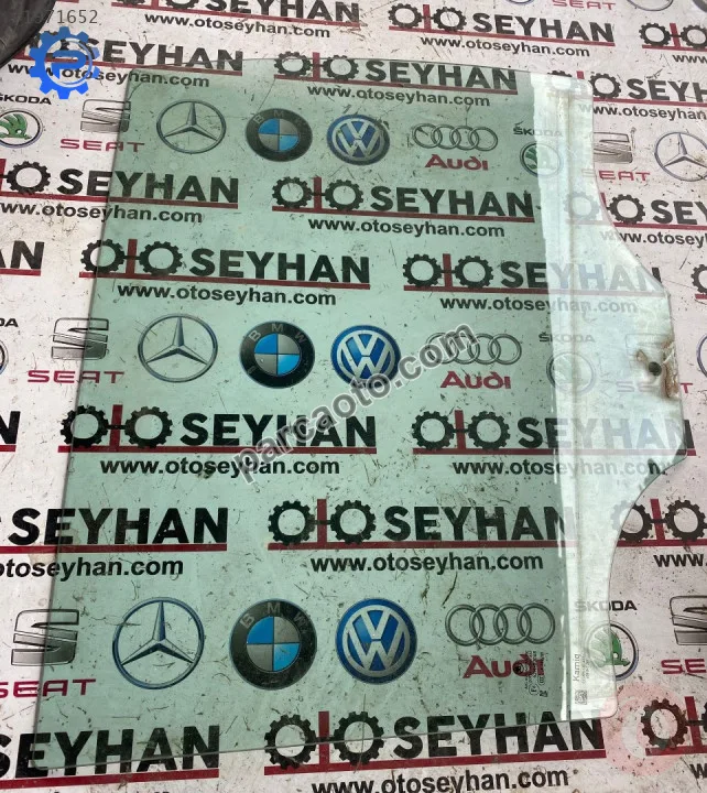 658845206 skoda kamiq 2021 sağ arka kapı camı cam