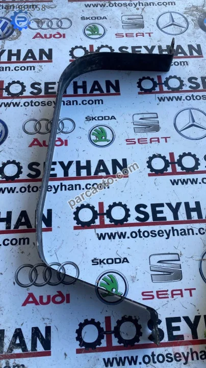 5Q0201656F audi A3 leon golf yakıt deposu tutucu