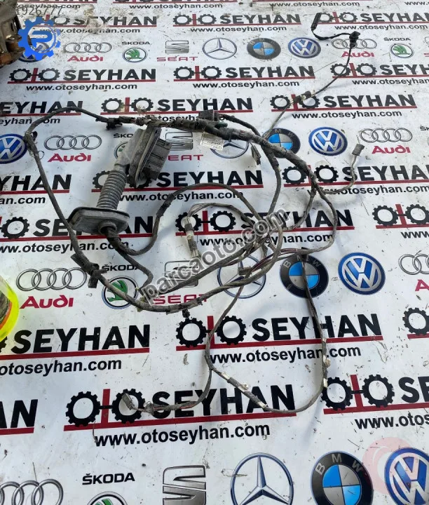 9312735 9885011 bmw 5 F10 LCI 2013 sol arka kapı tesisatı