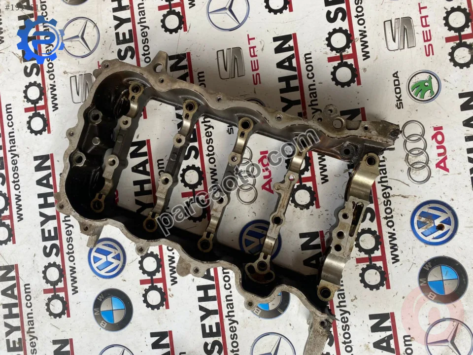 toyota corolla yaris 1.33 eksantrik silindir külbütör kapağı