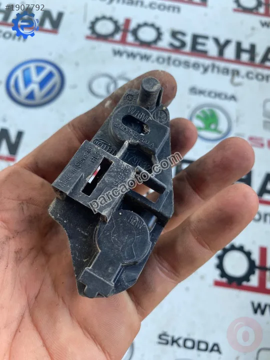 5N0945260A volkswagen tiguan 2012 sağ bagaj iç stop duyu