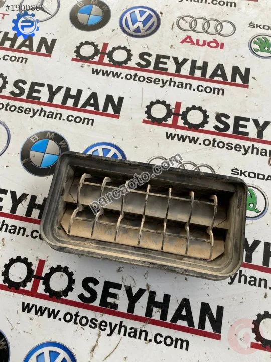 3C0819465 vw jetta passat B6 bagaj havalandırma kapağı
