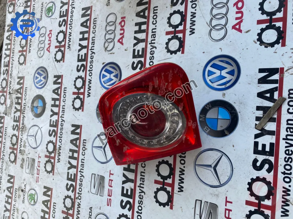 1K5945093 volkswagen jetta 2008 sol bagaj iç stop