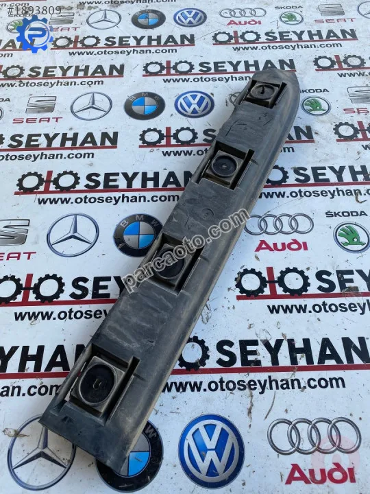 1K5807394 volkswagen jetta 2008 sağ arka tampon braketi