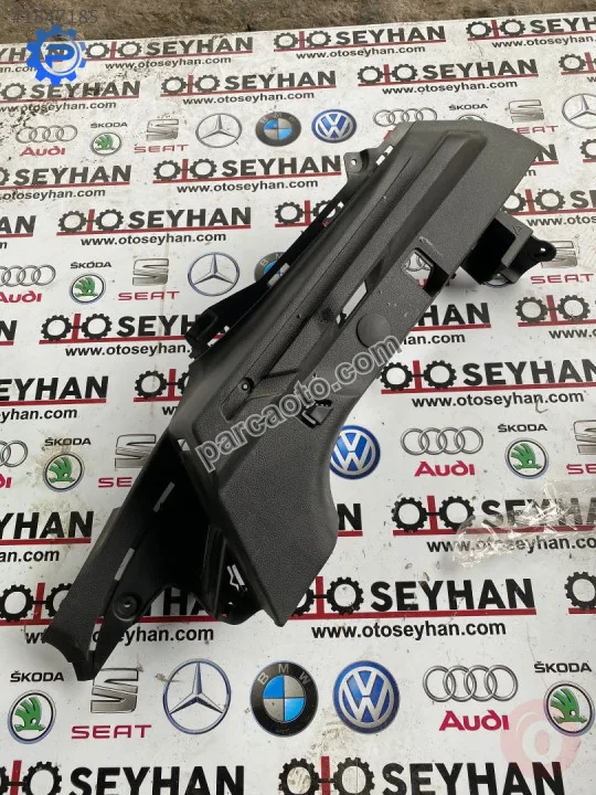 658867762 skoda kamiq 2021 sağ bagaj yan kaplaması