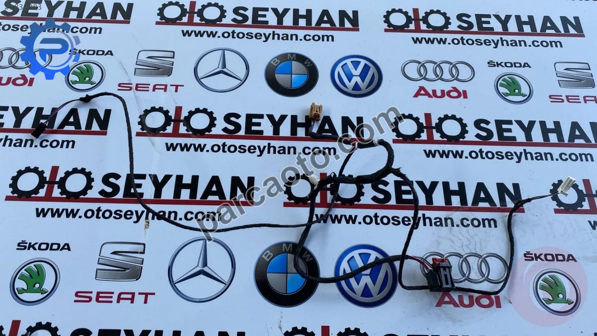 audi A3 2020 sol arka kapı kartonu tesisatı