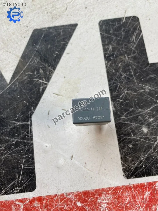 90080-87021 toyota gri röle 2