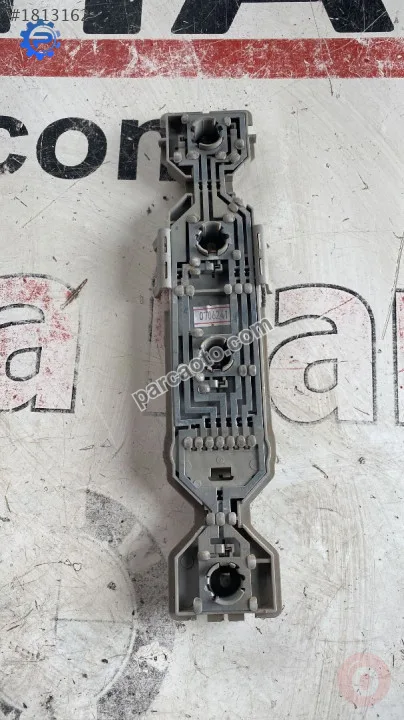 2T1413N412AB ford connect 2002-13 sağ arka stop duyu 2T1413N412AB ford connect 2002-13 sağ arka stop duyu