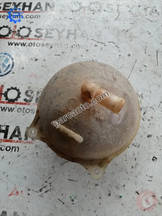 1H0121407 volkswagen caddy 2000 motor yedek su bidonu