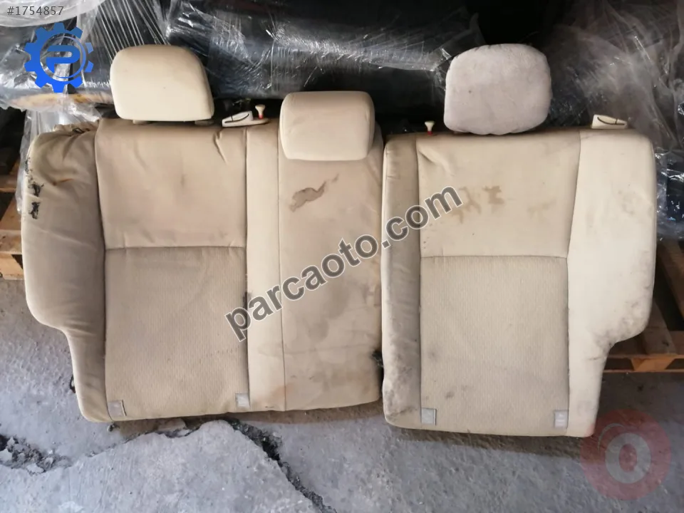 Toyota corolla 2017 arka koltuk bel yaslama