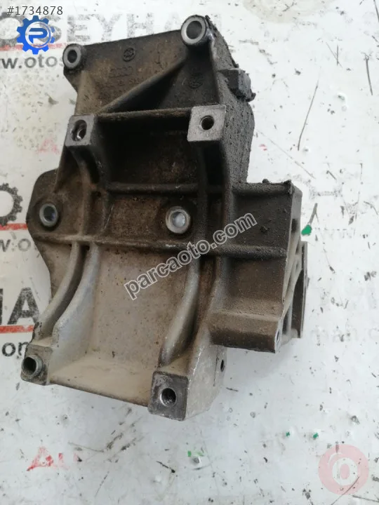 058260885C vw passat B5 1.8 apt klima kompresörü braketi