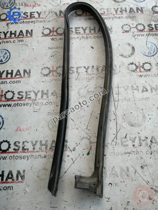 Fiat linea 2015 sol ön kapı üst toz lastiği Fiat linea 2015 sol ön kapı üst toz lastiği