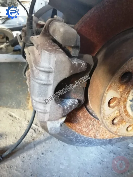 Volkswagen golf 6 sağ arka fren merkezi kaliper