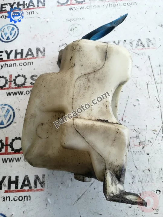 1J0955453N volkswagen bora silecek su bidonu