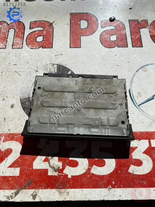 1J0858601D volkswagen bora göğüs bardaklık