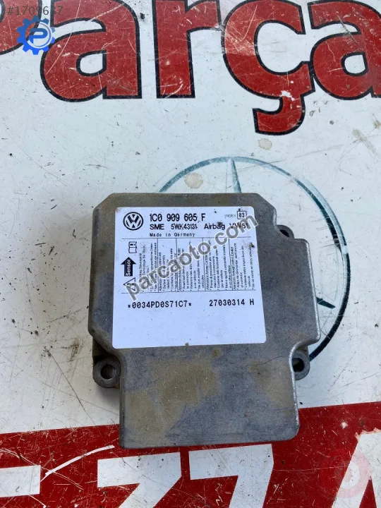 1C0909605F bora golf polo passat superb airbag beyni