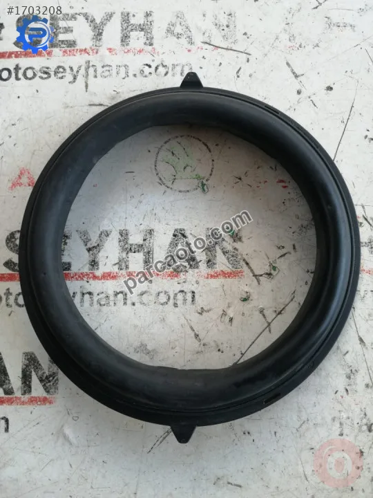 3B0035217 passat B5 sağ ön kapı hoparlör çercevesi lastiği