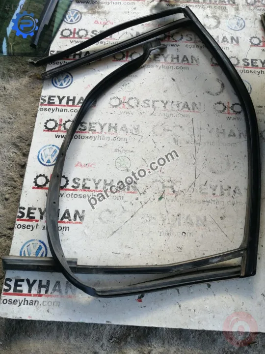 3B5839431 vw passat B5 sol arka kapı cam çerceve fitili